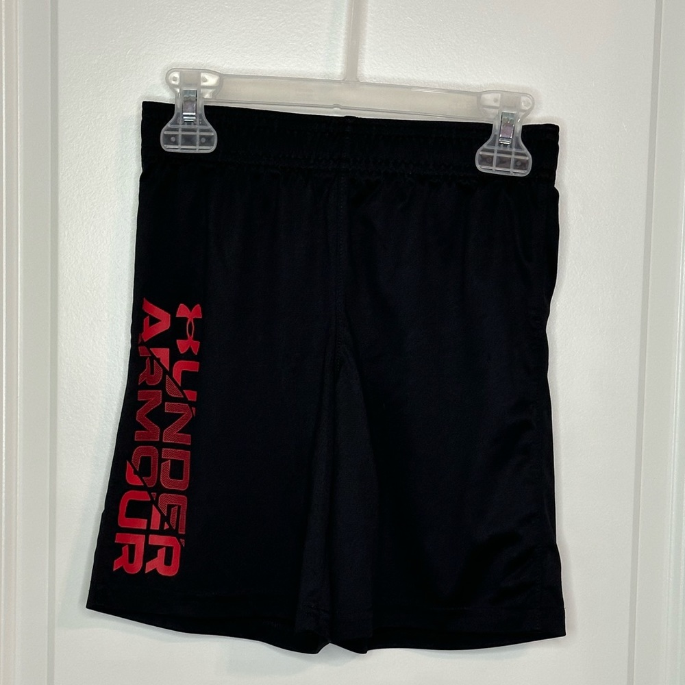 Black Boys Size 7 Under Armour Shorts